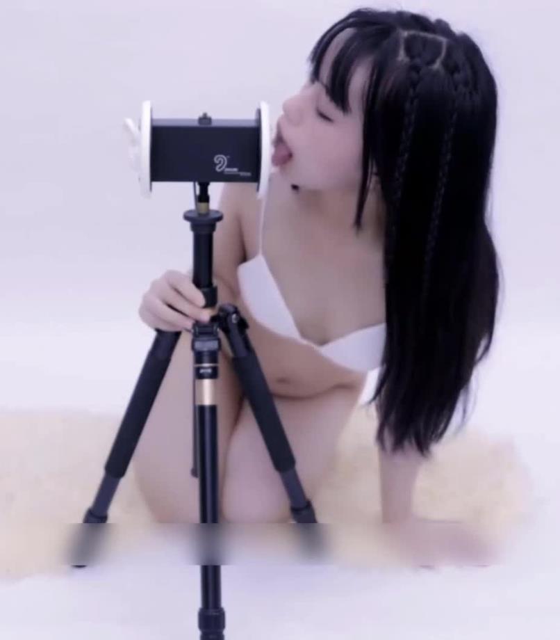 0908154848.jpg 晓美ASMR 舔耳 908会员视频3V