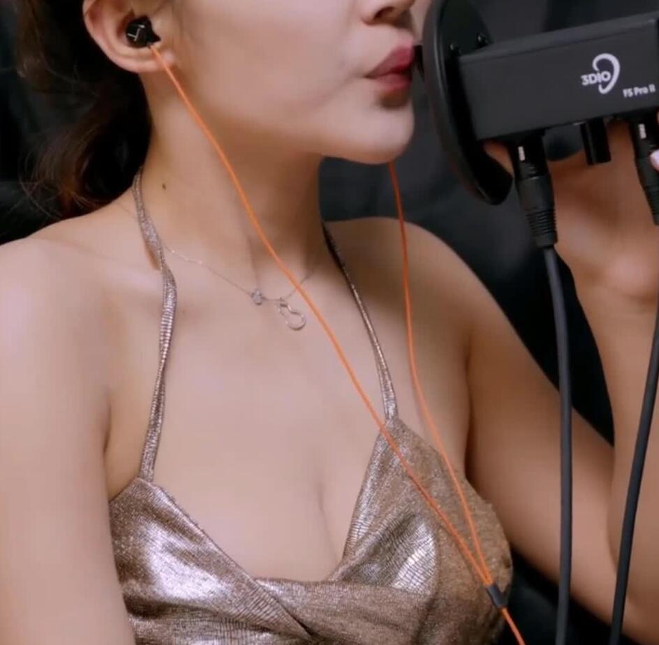 0810141208.jpg 妮妮会员as-mr舔耳福利