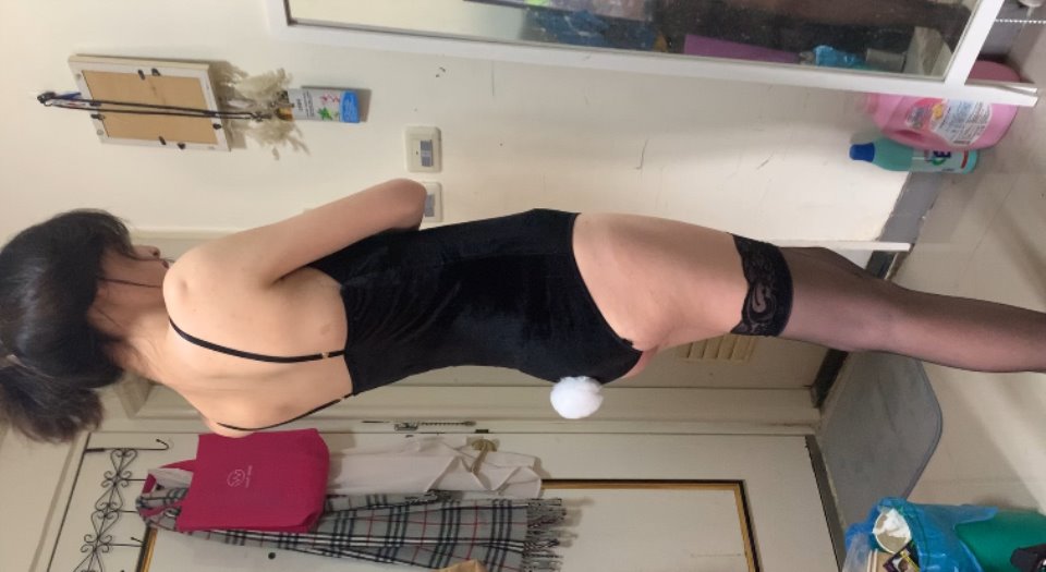 台湾摄影师美腿模特 合集下载-[9P-70V-5.63G]